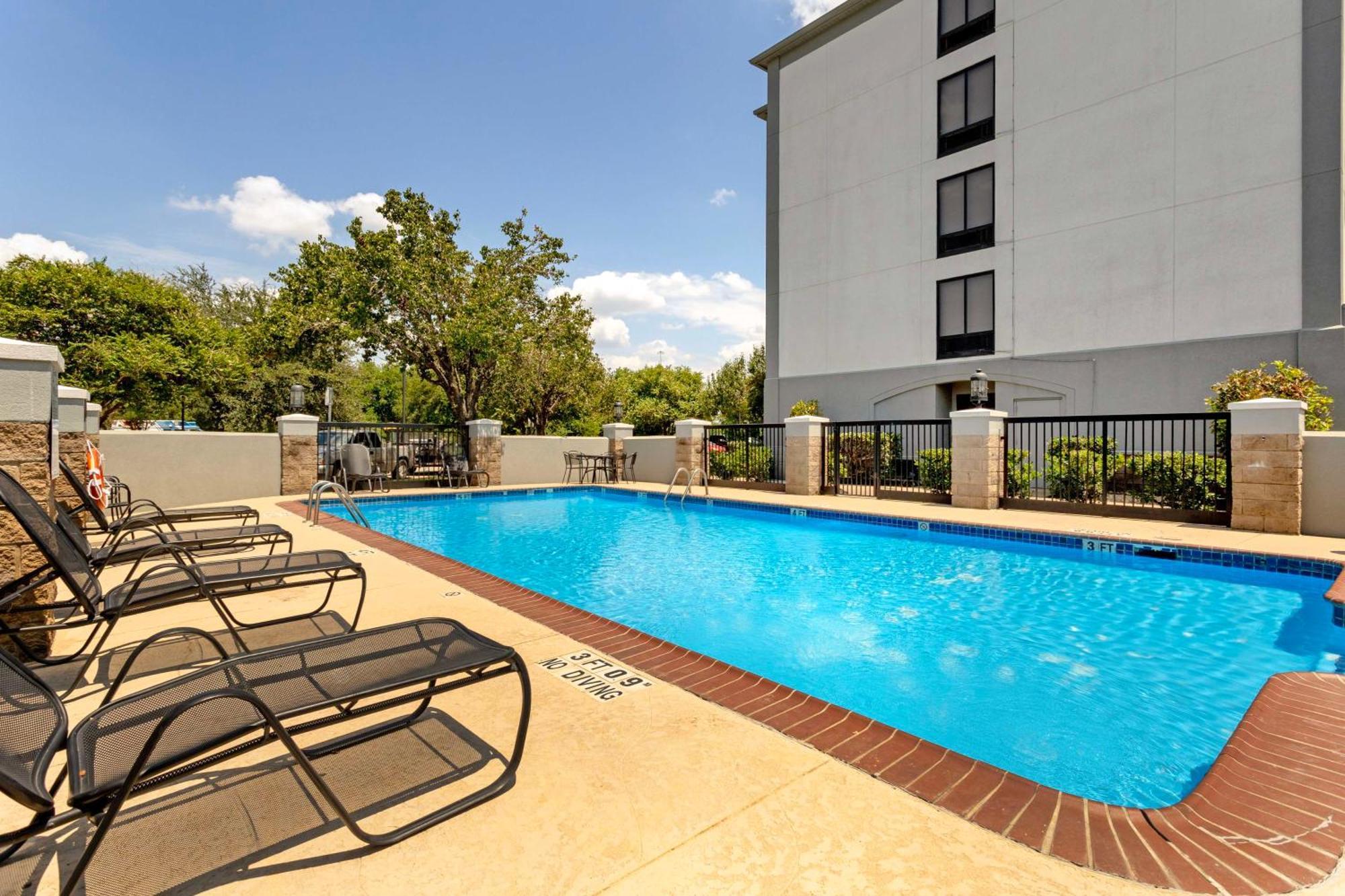 Best Western Plus Sugar Land-Stafford Eksteriør billede
